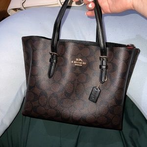 Mollie Tote in Signature Canvas